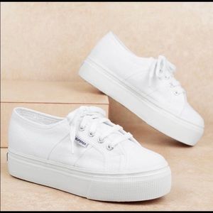 White Platform Supergas